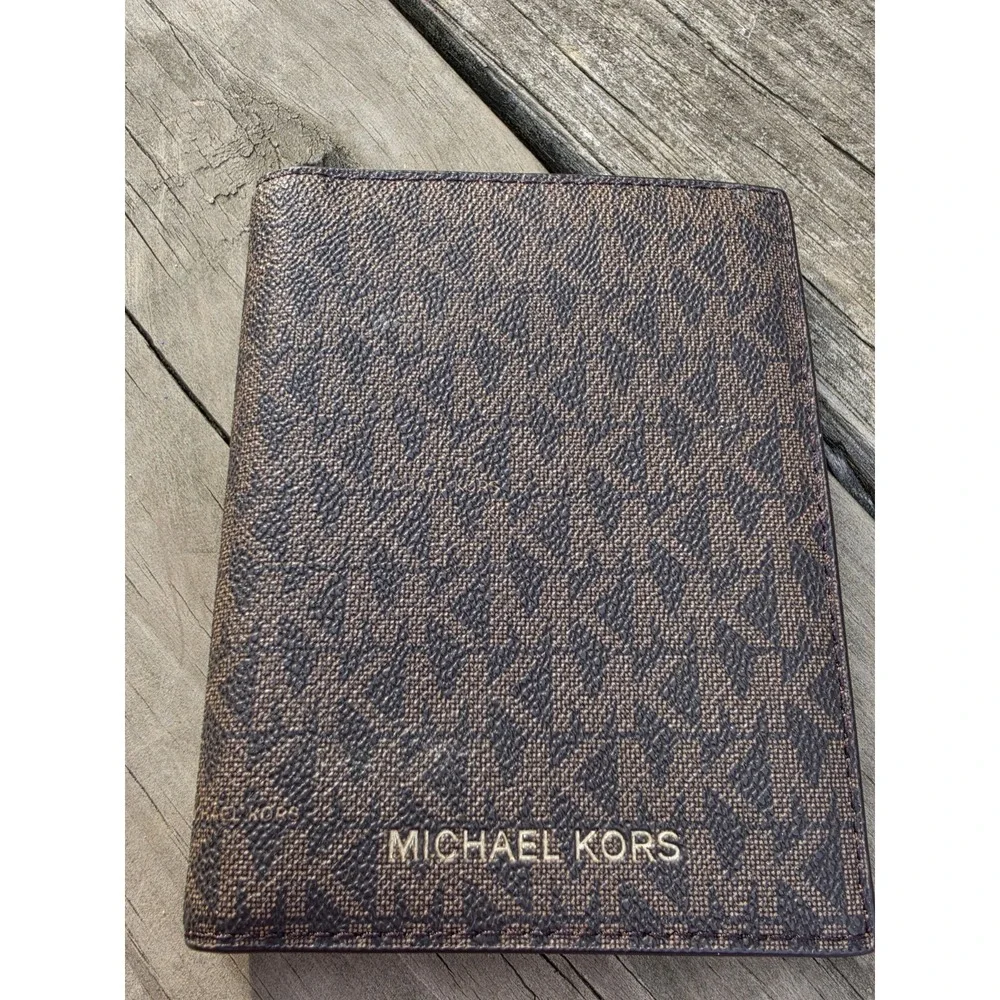 Michael Kors new without